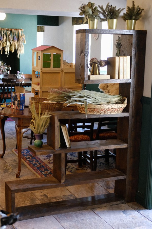 Used 4 Piece Wooden Shelving Unit Used 4 Piece Wooden Shelving Unit