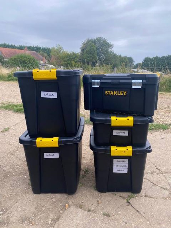 Storage box