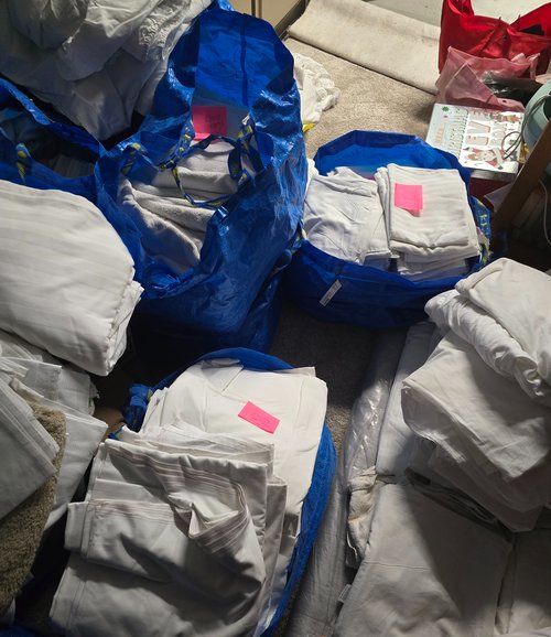 Job Lot Bed Linen & Towels For Sale