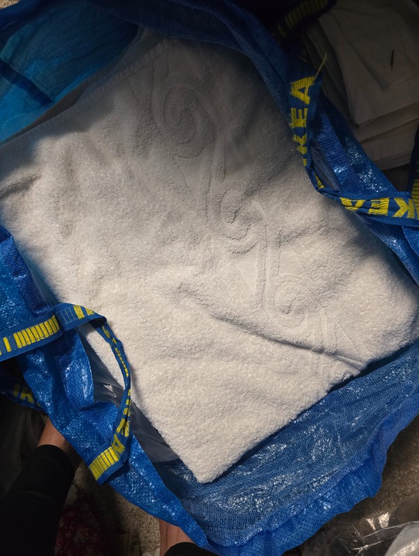 Job Lot Of Hotel Bed Linen Job Lot Of Hotel Bed Linen
