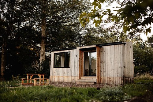 Woodland log cabin for sale