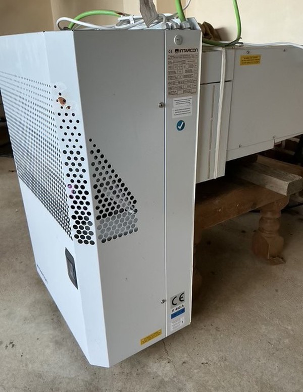 Intarcon Refrigeration Unit/Freezer Intarcon Refrigeration Unit/Freezer