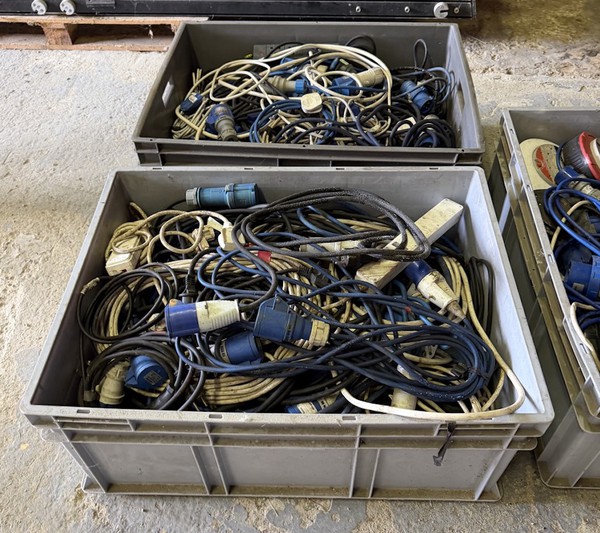 Job Lot power cables Job Lot power cables