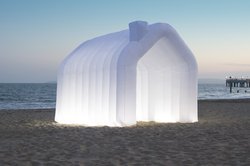 Inflatable Haus marquee tent