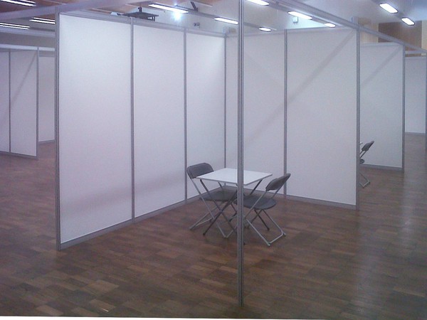 Octanorm display stands
