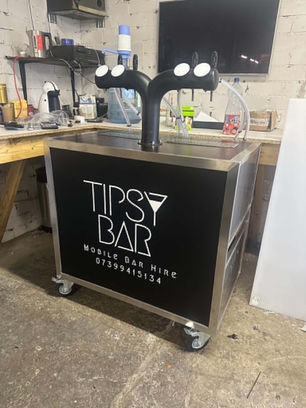 Mobile Beer Bar on Castors