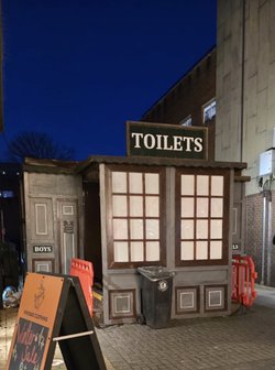 Toilet Cabin (with cladding)