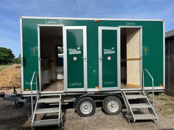 2 + 1 Toilet trailer for sale