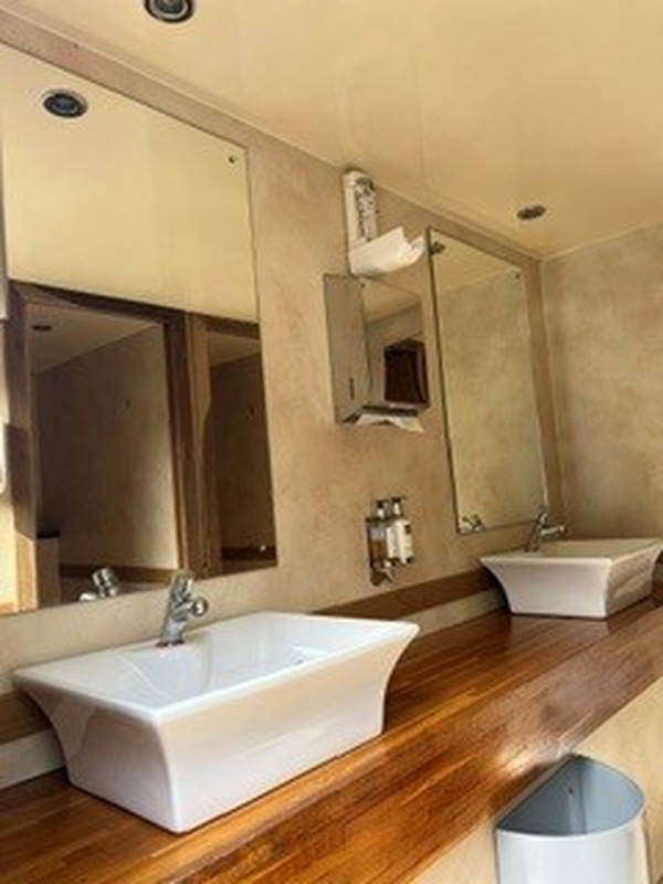 Toilet trailer 2 + 1 wedding hire