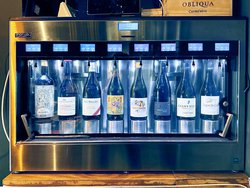 Enomatic Enoline Élité 2.5 (8 Bottle) Dual-Temperature Wine Dispensing System
