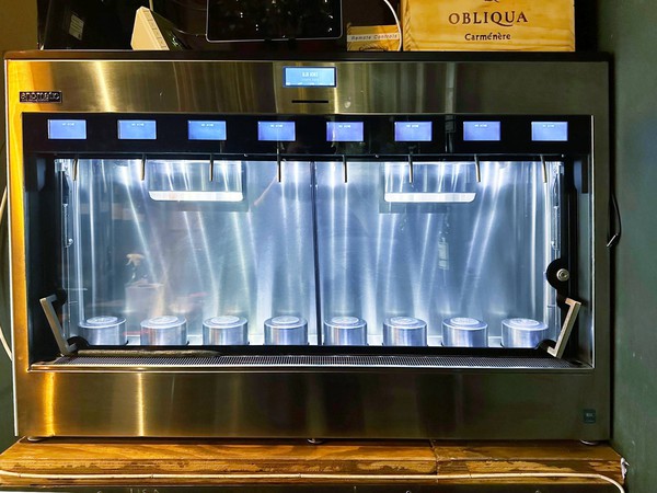 Wine Preserver / dispensing system