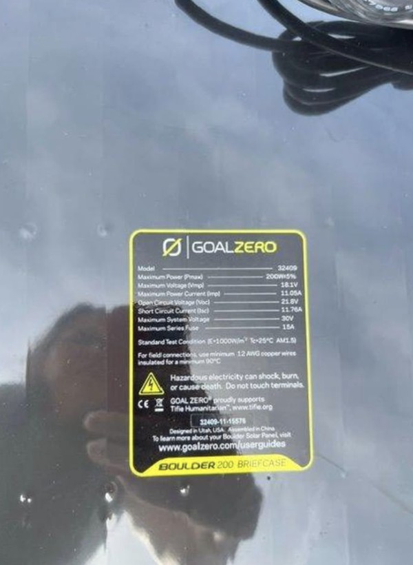 Second hand Boulder 200 solar panels
