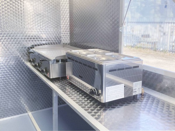 Bain marie and griddle Bain marie and griddle