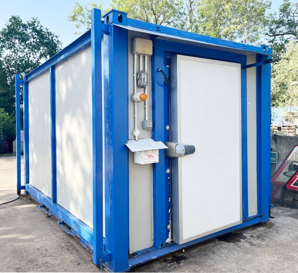 Freezer / freezer container for sale