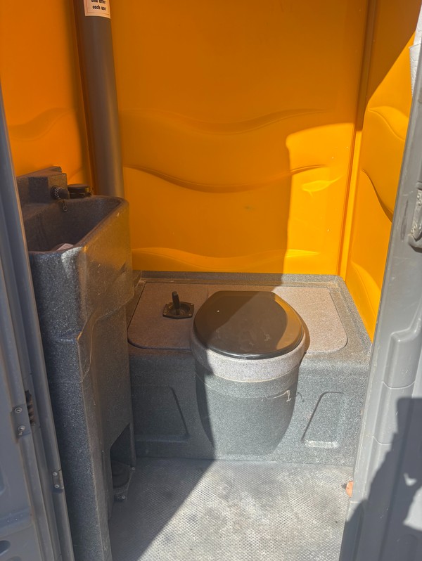 Second Hand Shorelink Portable Toilets Second Hand Shorelink Portable Toilets