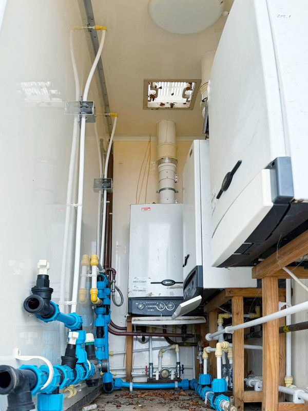 Shower trailer service cupboard