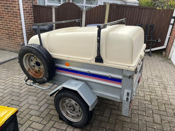 Camping trailer with spar tyre