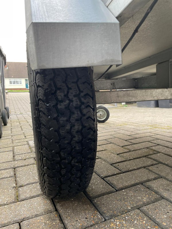 Trailer tyre with plenty of tread
