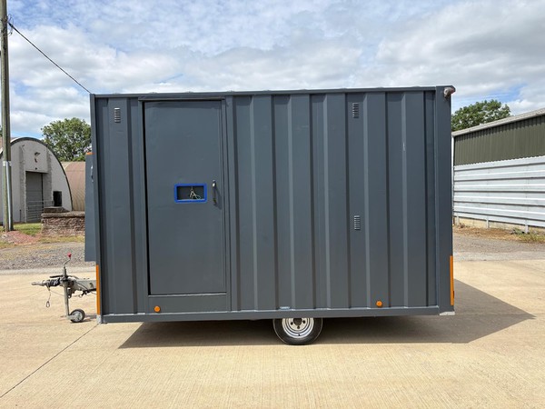 6 Person Welfare Unit on wheels