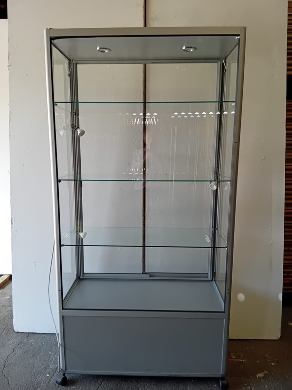 Exhibition display case for sale Exhibition display case for sale