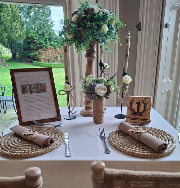 Second Hand Greenery & Silk Centrepieces Second Hand Greenery & Silk Centrepieces