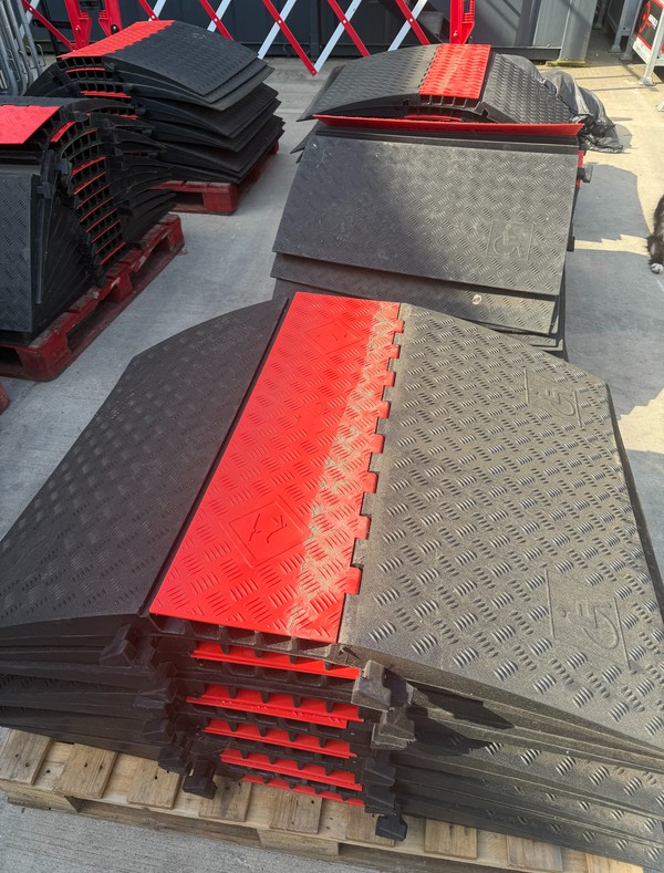 60x Cable Ramps 60x Cable Ramps