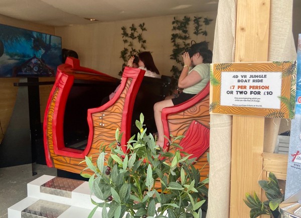 Second Hand VR Sleigh Ride