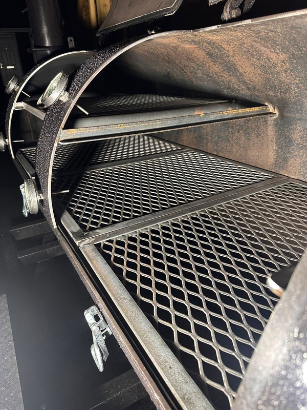 BBQ smoker Removable grates BBQ smoker Removable grates
