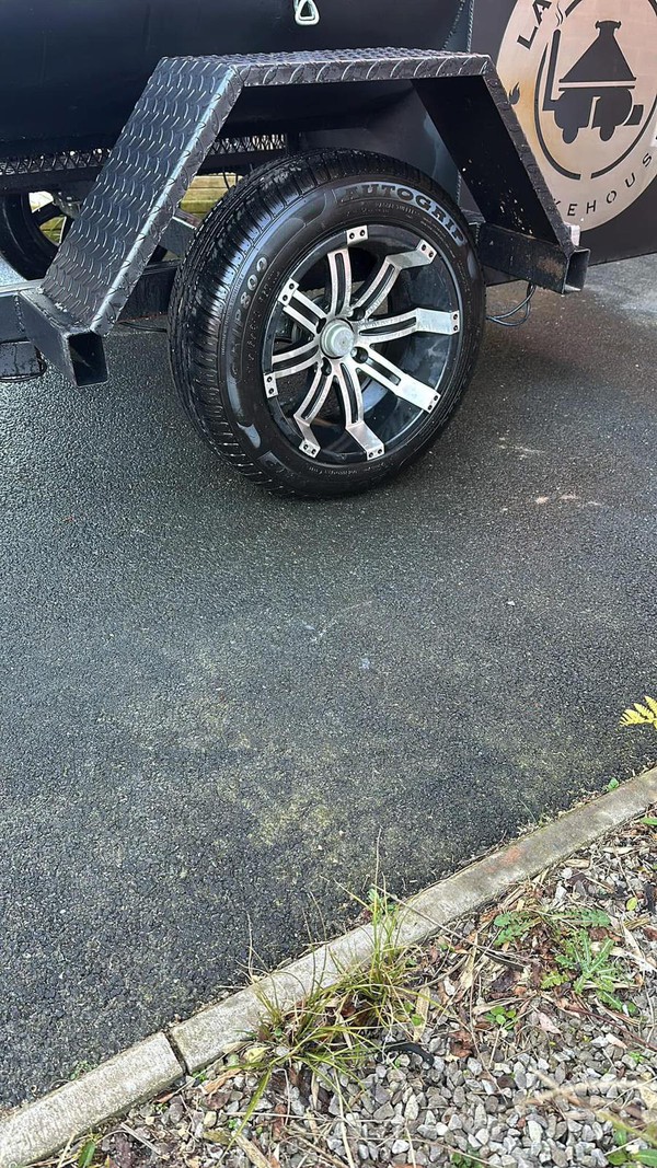 BBQ trailer wheels BBQ trailer wheels