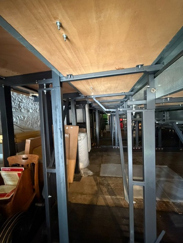 Second Hand Retractable Seating System Second Hand Retractable Seating System