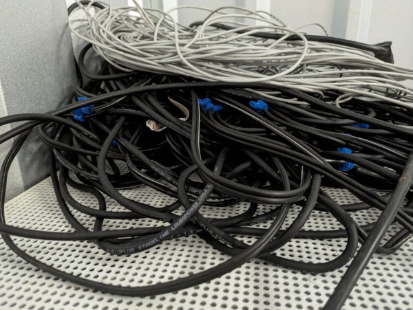 Connecting wires / harness Connecting wires / harness