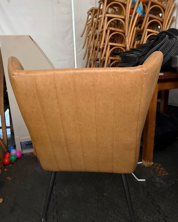 Second Hand Burnt Orange Tub Chairs Second Hand Burnt Orange Tub Chairs