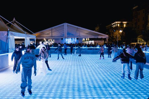 10m x 20m real ice rink for sale