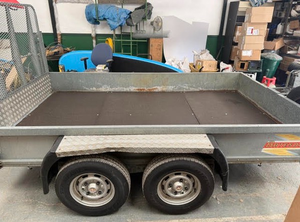 Reconditioned Bateson Trailer