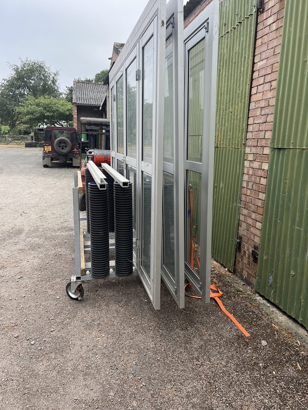 Trolley for 5 sets of 3m doors Trolley for 5 sets of 3m doors