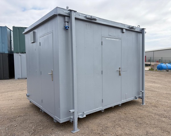 Second Hand Used 13ft x 9ft Toilet Block For Sale Second Hand Used 13ft x 9ft Toilet Block For Sale