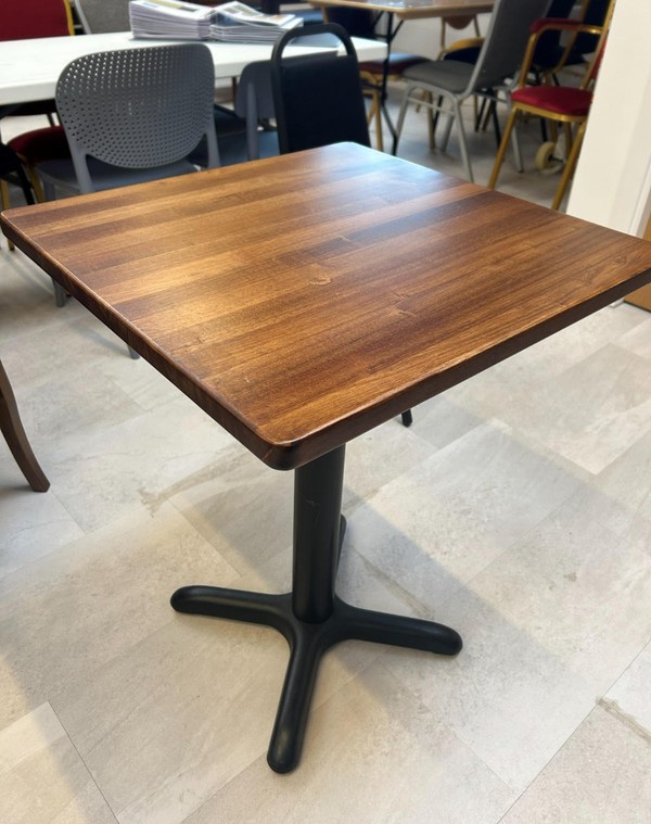 10x 600sq Walnut Stained Solid Wood Tables 10x 600sq Walnut Stained Solid Wood Tables