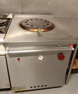 Shaan Tandoori cooking appliances