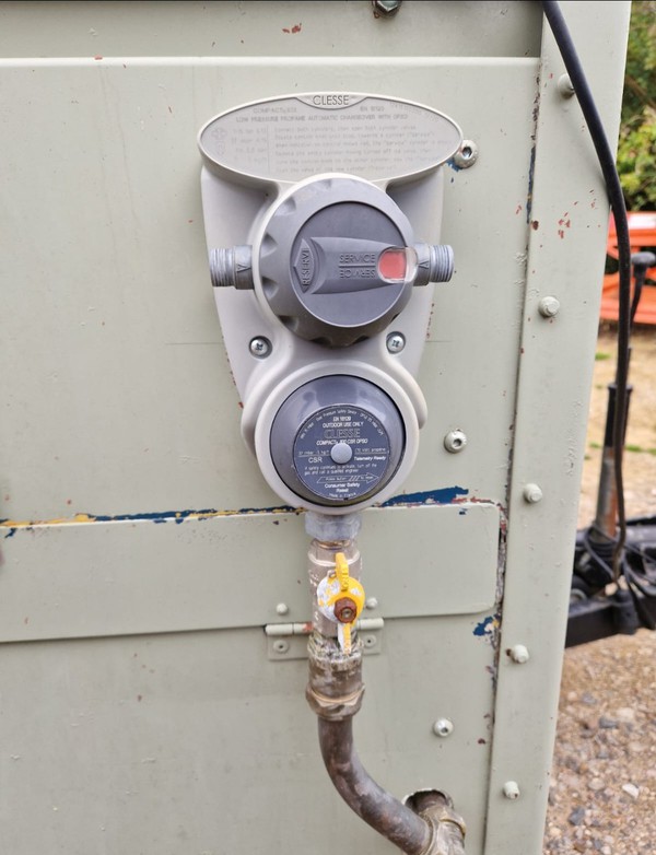LPG gas valve / regulator LPG gas valve / regulator