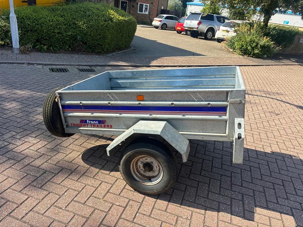 Camping trailer for sale in Kent Camping trailer for sale in Kent