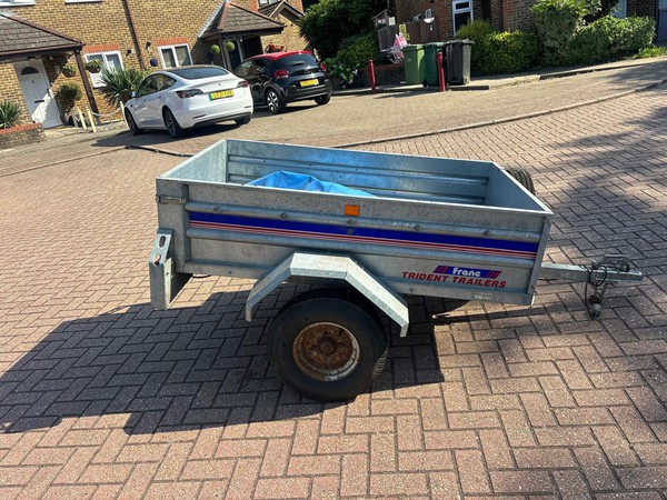 Small steel camping trailer Small steel camping trailer