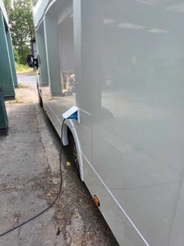 Catering van hookup