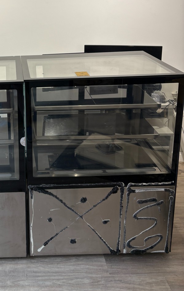 285Ltr Polar Display Fridge