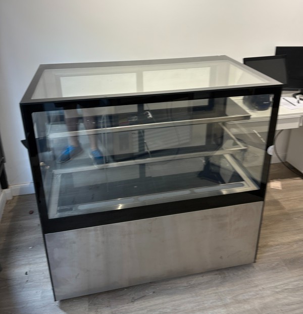Second Hand Polar 385Ltr Display Fridge