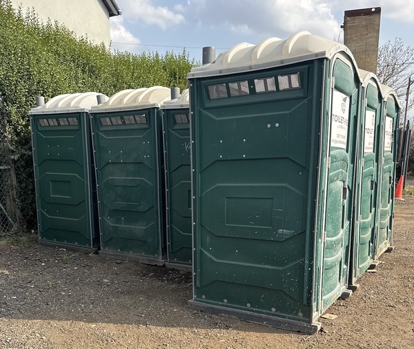 Builder Single Portable Loos Builder Single Portable Loos