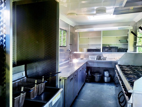 Mobile catering lorry for sale Mobile catering lorry for sale