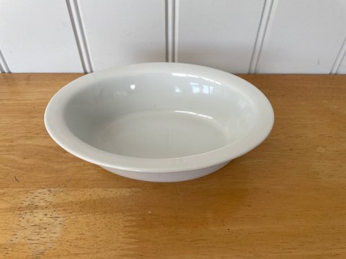 White Porcelite Lipped Oval Pie Dish