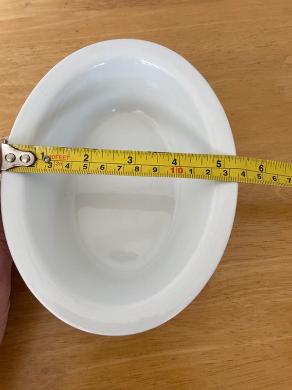 Porcelite Oval Pie Dish Porcelite Oval Pie Dish