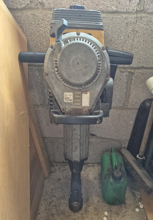 Petrol Neuson Wacker
