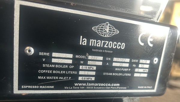 2AV La Marzocco coffee machine 2AV La Marzocco coffee machine